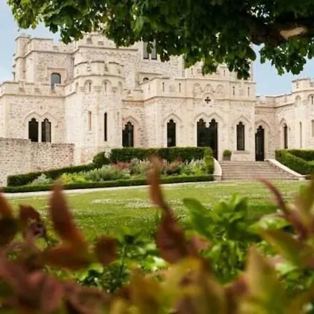 Du Des Miroirs Avec Piscine Privee *