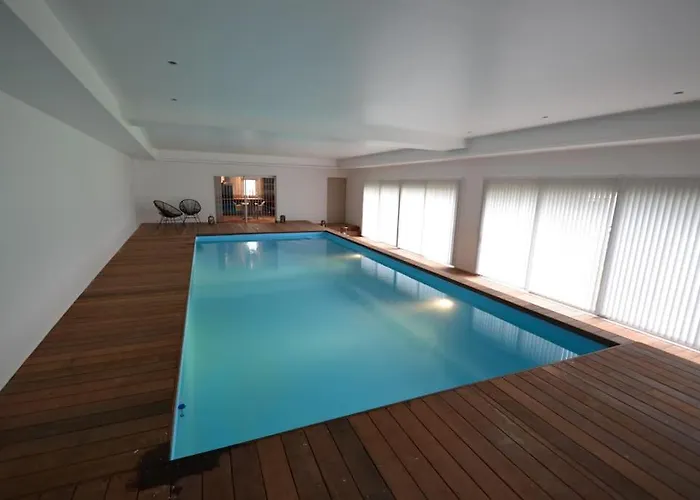 Du Des Miroirs Avec Piscine Privée *