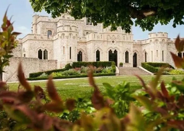 Du Des Miroirs Avec Piscine Privée *