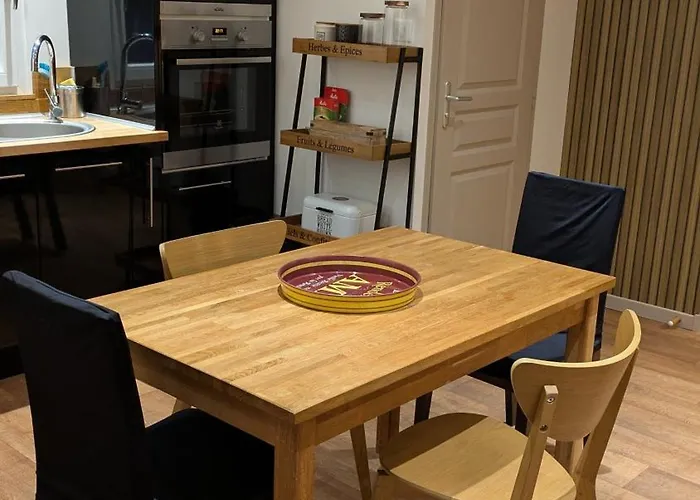 Du Des Miroirs Avec Piscine Privée Condette